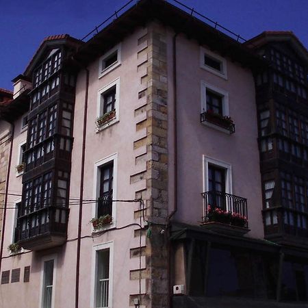 Apartamentos Ebro Reinosa Eksteriør bilde