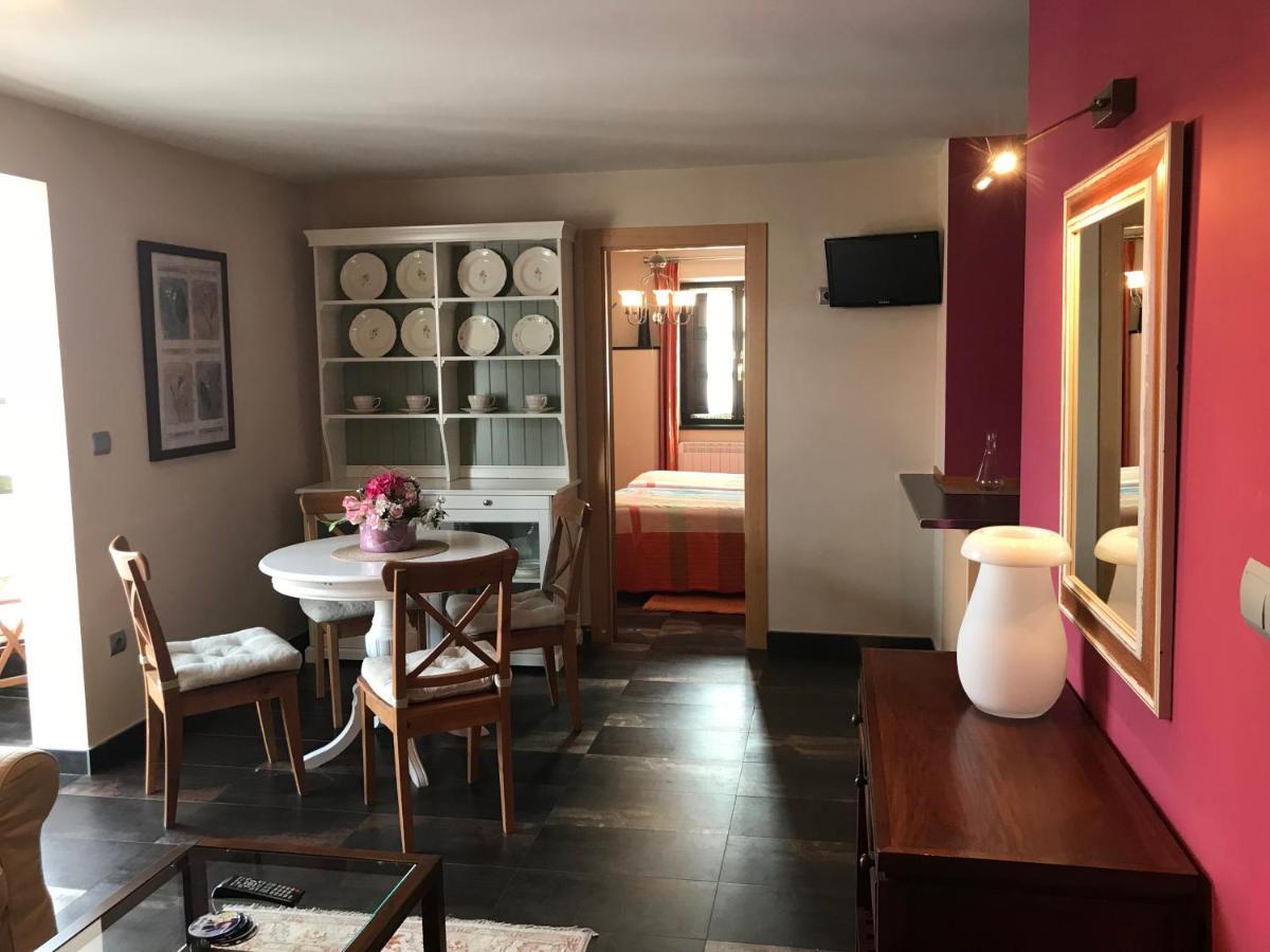 Apartamentos Ebro Reinosa Eksteriør bilde